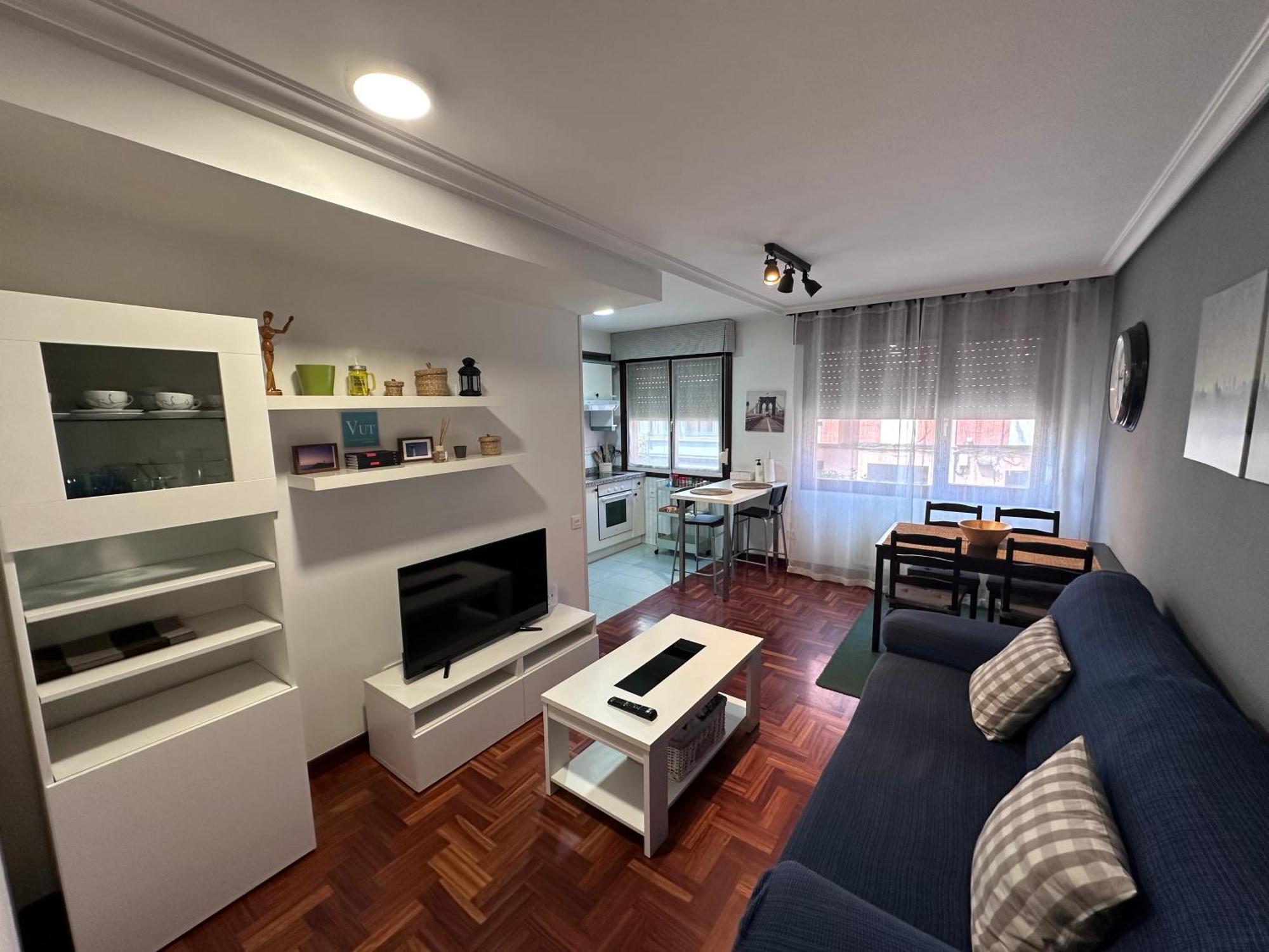 Apartamento Apartamento centro y playa de Gijón Exterior foto